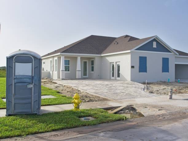 Portable Toilet Options We Offer in Pinecrest, FL